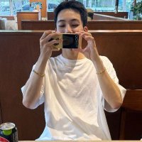 Ash ✨️ (@ash_on_ash_on) 's Twitter Profile