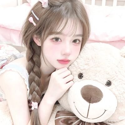 ljoveade's profile picture. ᨳ    ֪   ׂ  𖧷   angelic calls! making your profile prettier 𖣁 your layout, your story, styled by me ༝   ♡  ˖   ⋆