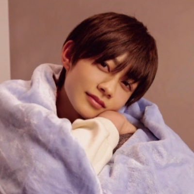 910_0102's profile picture. 