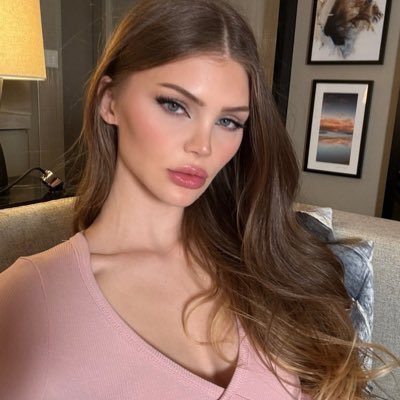 She💋❤️ text me @jadeamara0.com i love you all #usatoday #Donaldtrumptarrif
