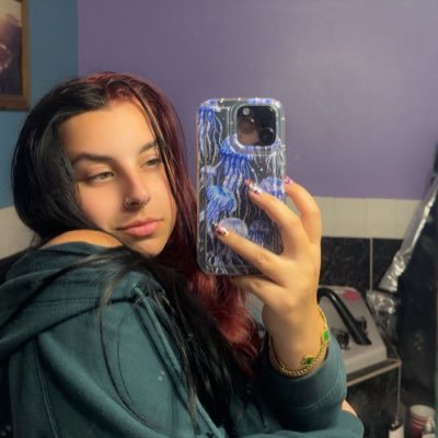 Book obsessed, super chill beta reader🍃📖 Here to vibe with your stories & give honest, thoughtful feedback. Catch me on Fivver & let's make magic together ♡