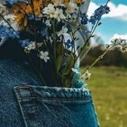 Erluibarn03789's profile picture. 