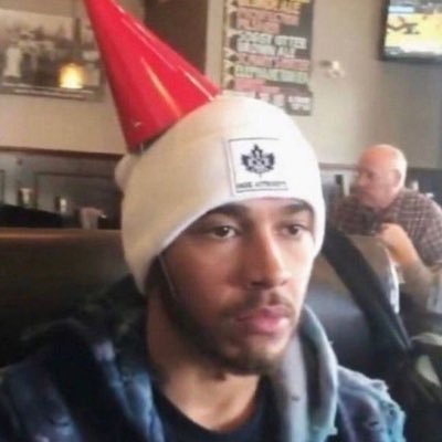 h44miIton's profile picture. 44 • 23 • 81