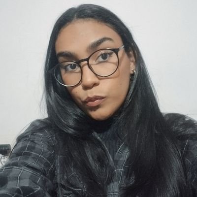 imnothellen's profile picture. 