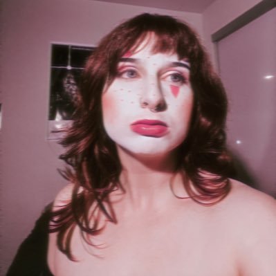 24. switchy goonette. hypno luvr. clowngirl. | they/she/it. | 18+ MDNI. | fetish creator & producer. | RACK. SSC. | @ditzydevon ⬅️ PAID priv