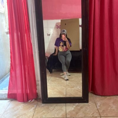 Carolin06635403's profile picture. Filipenses 1.6🌱