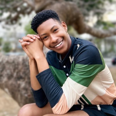 Events Pro | AD-Model | Social Advocate🇹🇹 “My social media is a love letter—for those willing to read.” #AD🤍