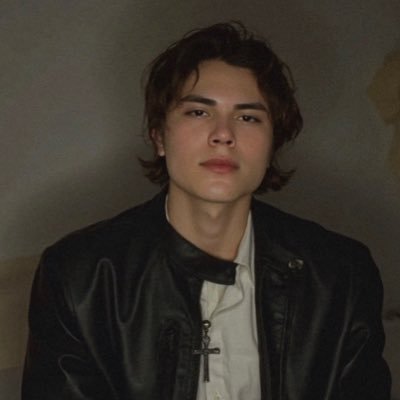 Carlos Reznor 🐆 Profile