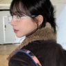 yawnjeong's profile picture. set your heart ablaze