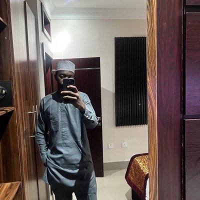 sapiosexual 🧠| Economist📊| caffeine addict| Abusite🎓| herder 🐄