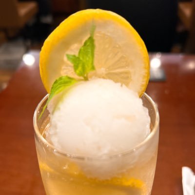 声優＆ネオロマファン。お花企画https://t.co/RK3KwqJ7uV元主催。ネオロマと洋画やFEH多め。おいしいのときれいなのが好き。週末はセイくんとパン焼きの人。時おり紫いろの「べりーさん」に変化🐸沼→🎭👻🐈‍⬛ 避難先たいっつhttps://t.co/PKbHa4aegU