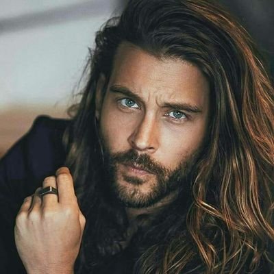 AwaraRo0h's profile picture. 