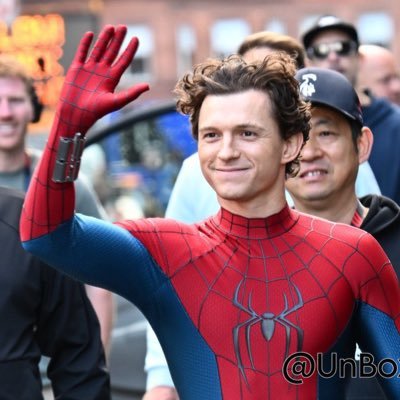 🇲🇦21 yo Je suis juste un mec simple | Fan du Bayern Munich | de Spider-Man depuis sa naissance