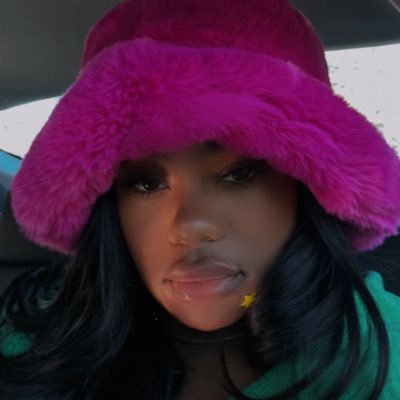 daesterr__'s profile picture. 🍒