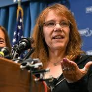 I’m Mavis Wanczyk powerball winner of $758.700.00 Kindly follow back and take part of my give away going on