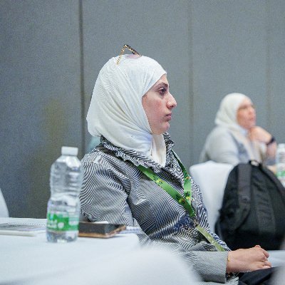 larasabri19's profile picture. شغوفة للصحافة والقلم 🗞