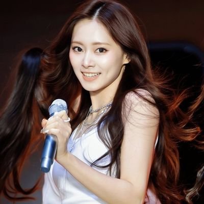 my name is QueenTzuyu!,My ultimate bias is tzuyu,
and my idol in female korean Pop is TWICE 🫶
I love my 9 member of twice,🫶 they are my queen's for me .👸