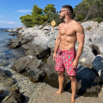 georgestojanov's profile picture. $ETH $BMNR $BRETT MAXXI