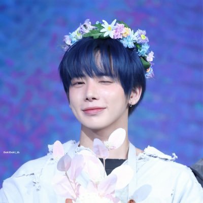 2g_txt0304's profile picture. 