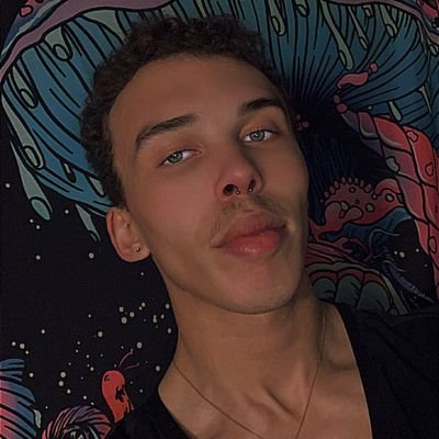 Zai_Starset420's profile picture. last account @izzydizzy419
🔞content🔞