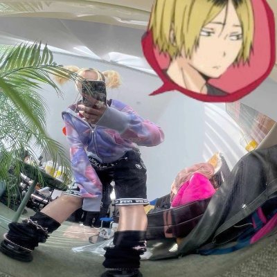 mochinati's profile picture. Iykyk👽