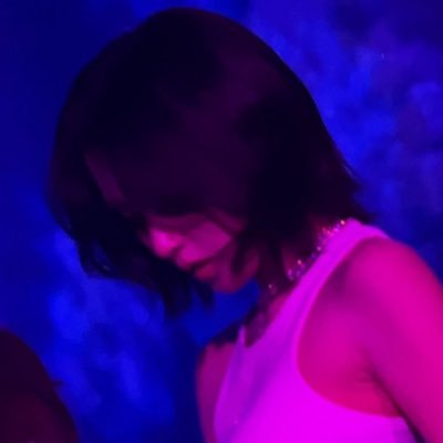 She/they. 10-21 age range. Full time alcoholic and stoner. Polyamorous. 🇻🇳.