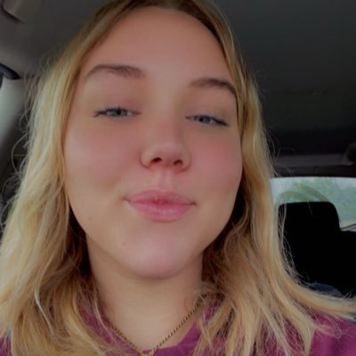 chloeeferriss's profile picture. 🫂