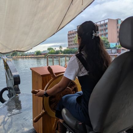 neotamil22's profile picture. தமிழ்த்தேசியம் 💛❤️
அறம் சூழ் உலகு படைப்போம்