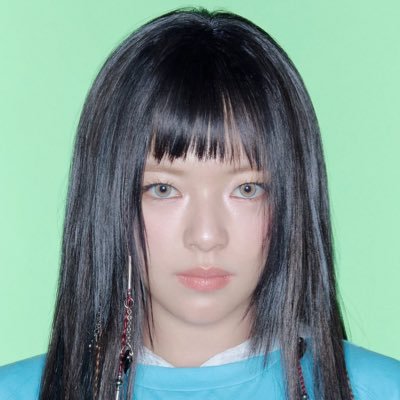 mewodiyz's profile picture. i like twice and xdiz 🍭🎸