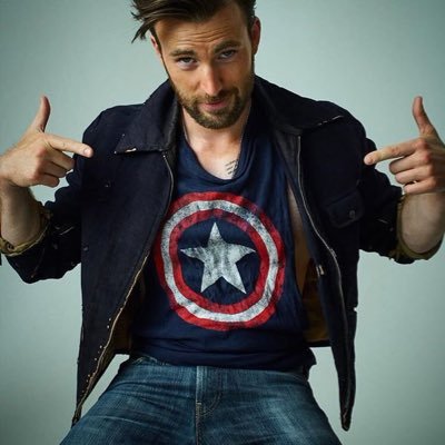 NotRlyChris's profile picture. •Married to @LegitB0ssRP she has my❤️forever I’m hers #ParodyAccount #FanAccount #Roleplay Not affiliated with Chris Evans #parody