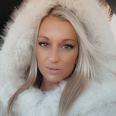 SexyLexii04's profile picture. https://t.co/hGRmKfsZz5