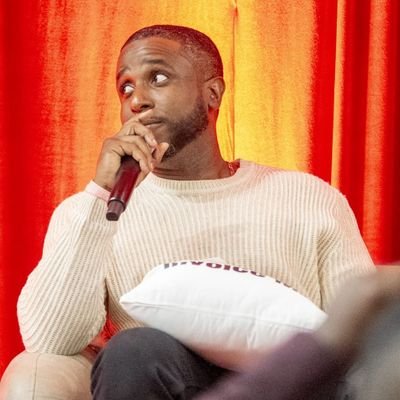 I just tweet what's on my mind. Please leave me alone.