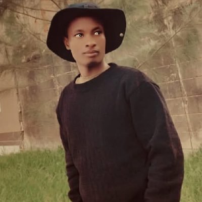 ⚽️MANCHESTER UNITED FAN || BCS/AI&ML || MR CAMPUS 2024/25 KIU ||VIOLANCE 🥶||GADGET PLUG🤩|| SOFTWARE GUY🙉||M7|| I SELL PHONES WITHOUT INVENTORY 0772729758.