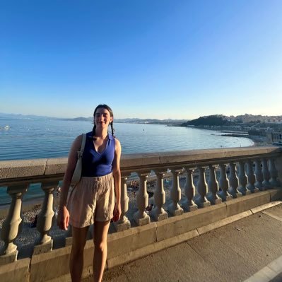 25 | traductora e intérprete por la UGR. Taylor swift & F1 enthusiast.