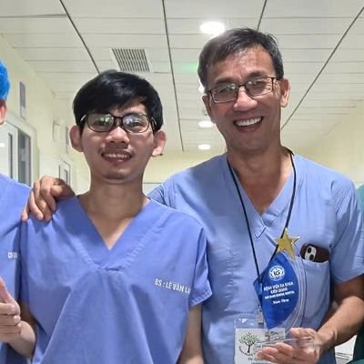 levanlam95's profile picture. 