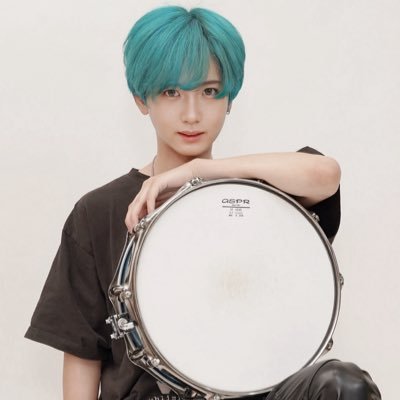 北海道 2003/05.02 Drums/宅録◎ /曲も作るよ/ ゲームとアニメと野球好き⚾️ my unit @Resonance_99相方▶︎(@eru_violin) Instagram▶︎《@re__drum》 mail ▶︎usako96173@gmail.com