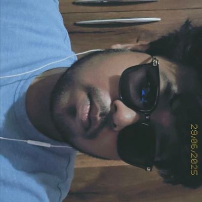 disappeaRedGuyy's profile picture. doin same everyday!                                        
 exhausted. 
                                                              él / a él