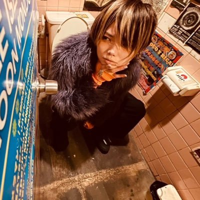 Re20520's profile picture. 