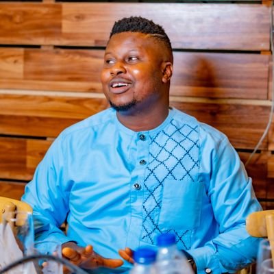 Young Entrepreneur and a Computer https://t.co/GgJMp0ER1k lover and a lover of Christ.