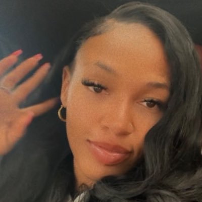 DontStalkDezii's profile picture. 🍀✨✨Very Oakland. Big Libra energy✨✨🍀
