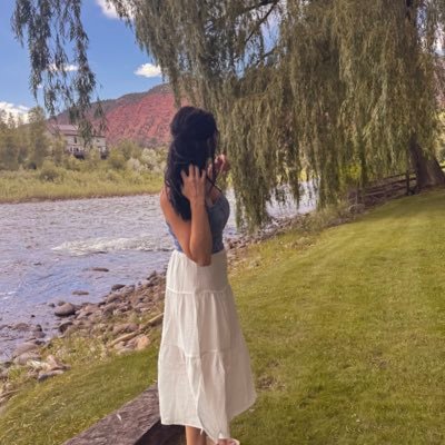 LindseyH89869's profile picture. 