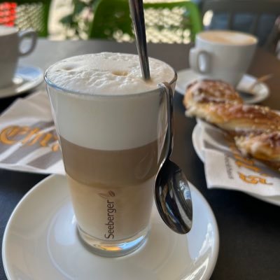 twoskatesskate's profile picture. 🇨🇦 Canadian ⛸️ Skating 📺 Media Ops 👩🏻 Gal