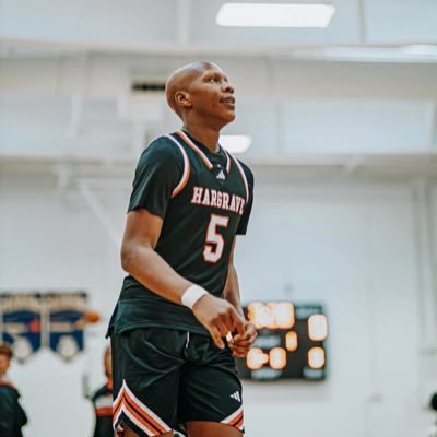 God first - ig https://t.co/ZslIorRAk7 | 26’ | 6’3 185 | PG/SG | Chatham High School | jeremiahlemual5@gmail.com ~ 4347098280 | NCAA ID 2304869764 |