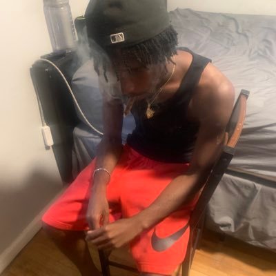 OE Da GanG
#Dalabel
#LongLiveG5 #LongLiveTootie #LongLiveChrisG
#LongLiveLyssaG #LongLivePdubb