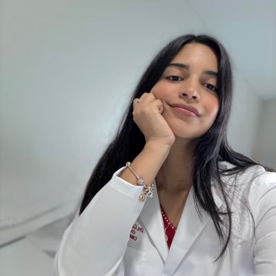 Everything happens for a reason🍀// Primum non nocere✨ //Oncología médica👩🏻⚕️🧬💊- HRI🏥🇵🇪// coffeelover☕️🤍