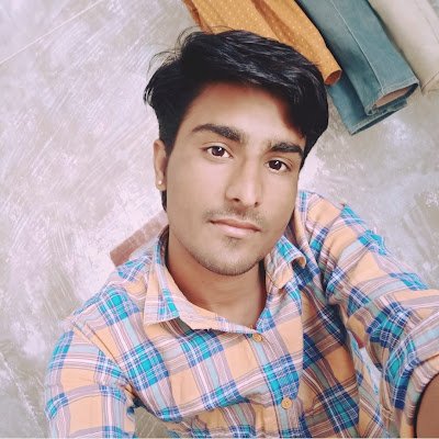 KanwraSenw71942's profile picture. 