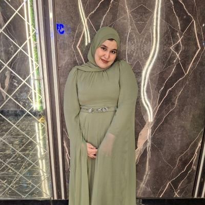NadaMahM0uD's profile picture. مش كل يوم بنلاقي حد يليق علينا و نليق عليه🤎