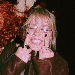 lanalov3ly's profile picture. *ੈ✩⊹ . ˙⋆She/Her | melancholic lesbian | probably having a mental breakdown⊹ ˙⋆☽‧₊˚✧