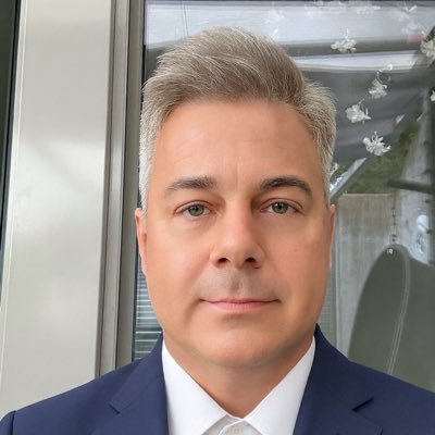 Wer auf der Strasse nur nach rechts schaut, wird überfahren.