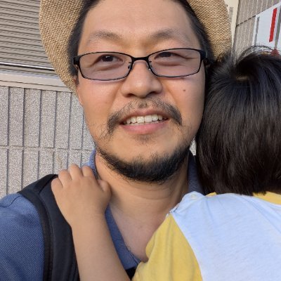 助監督/ ドキュメンタリー映画監督
3児の父/合同会社【宇宙の外側】代表
神経難病「ジストニア」「イップス」をテーマにしたドキュメンタリー作品を制作中。